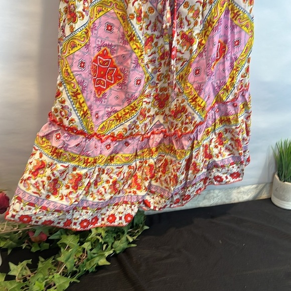 Cute Floral  Mini Dress Ruffled - Picture 2 of 5